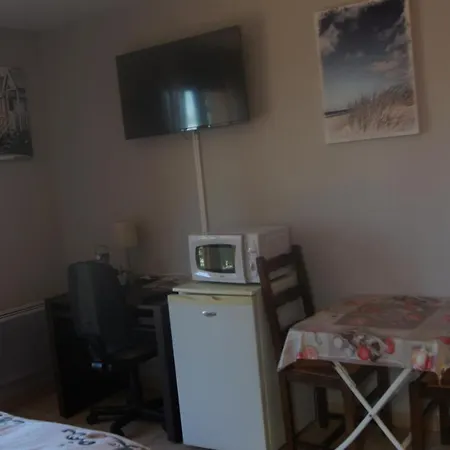 D'hotes De Bed & Breakfast 3*