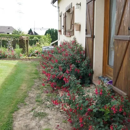 לינה וארוחת בוקר D'hotes De 3*