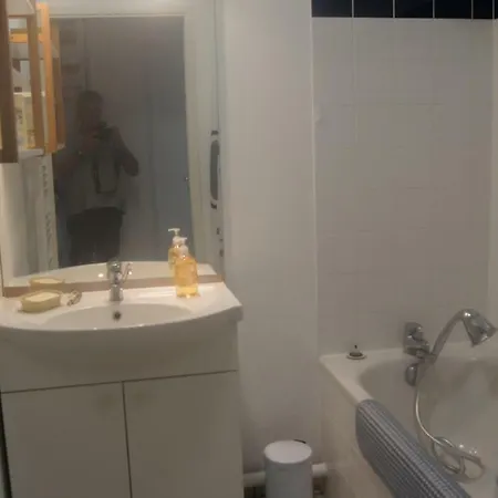 D'hotes De לינה וארוחת בוקר