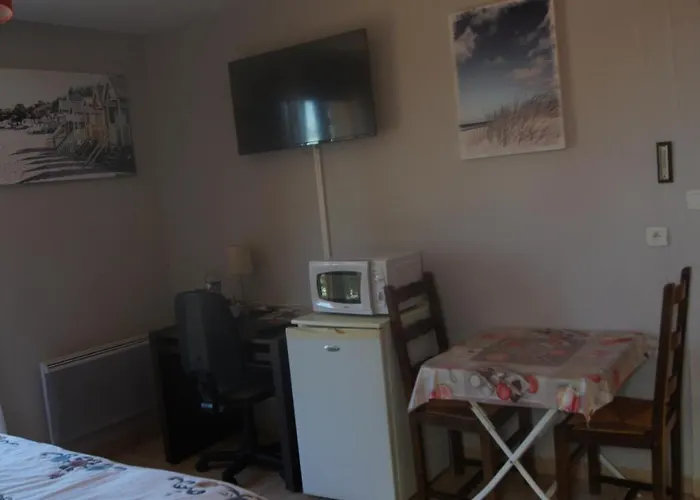 D'hotes De Bed & Breakfast 3*